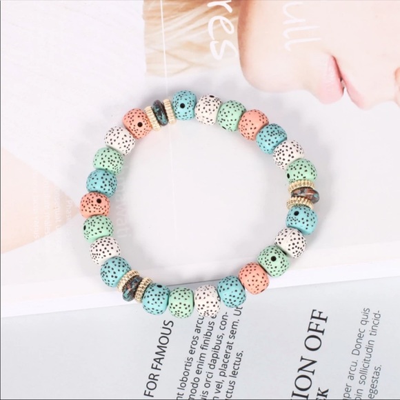 🆕 Beaded Hamsa + Tassel Bracelet Set - Picture 5 of 6